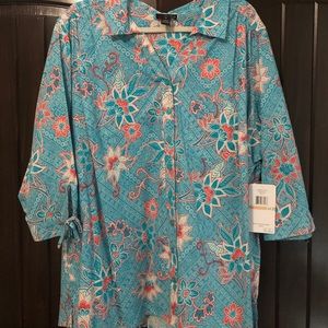 Floral Print button down shirt, size 2xl, NWT